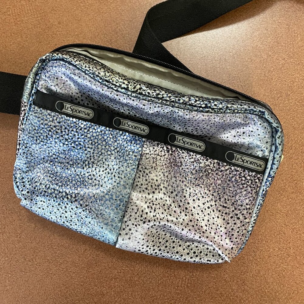 LeSportsac Belt Bag Waist Bag Fanny Pack - Picture 2 of 8